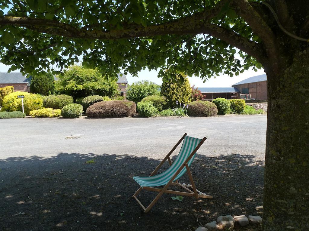 Studio Ferme De Bonavis Banteux Exterior photo